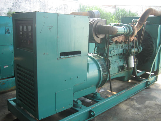 庐江租赁发电机- 发电机碳刷磨损的原因是什么