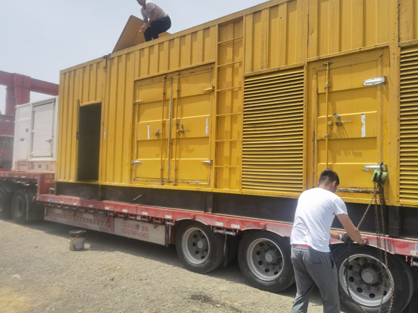 庐江除了负载情况和发动机维护，还有哪些因素会影响 200kw 柴油发电机的油耗？