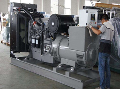 庐江柴油发电机组和储能设备配合使用的案例