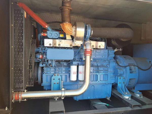 庐江燃油消耗率与进气温度的具体关系是什么？